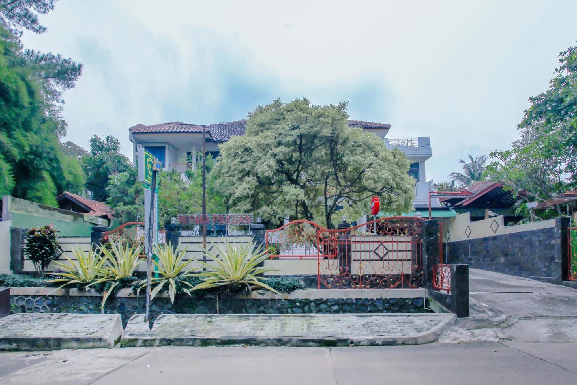 בוגור Oyo Life 90091 Wisma Pakuan Syariah מראה חיצוני תמונה