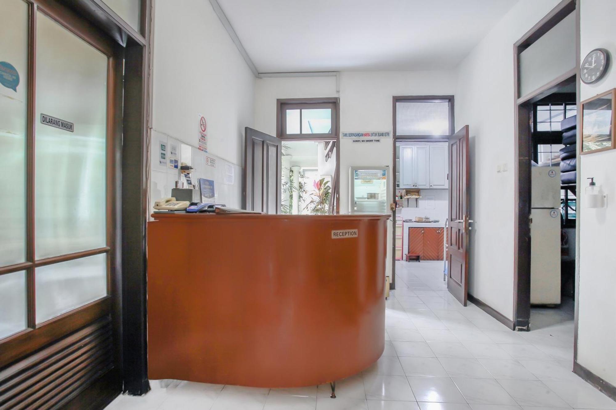 בוגור Oyo Life 90091 Wisma Pakuan Syariah מראה חיצוני תמונה